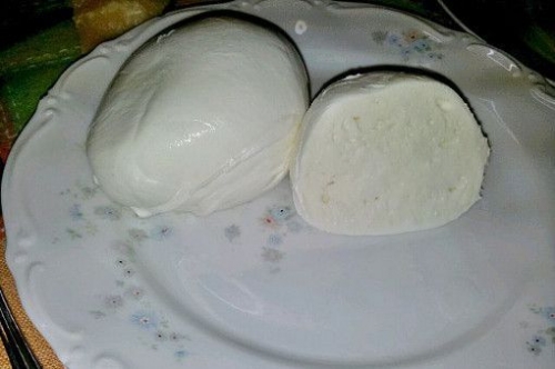 Governo: prossimo Cdm approvi legge “salva mozzarella”