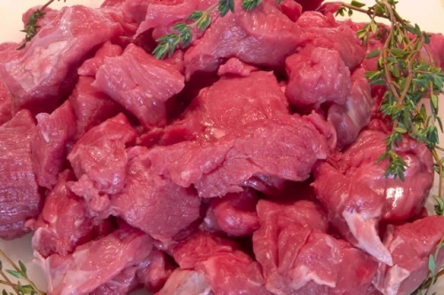 Carne cavallo: -30% acquisti piatti pronti, surgelati e ragù