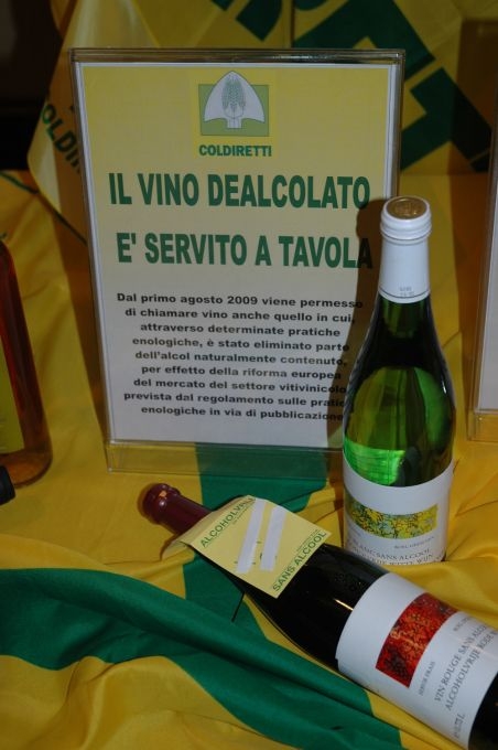 Consumi: arriva il vino senza alcol