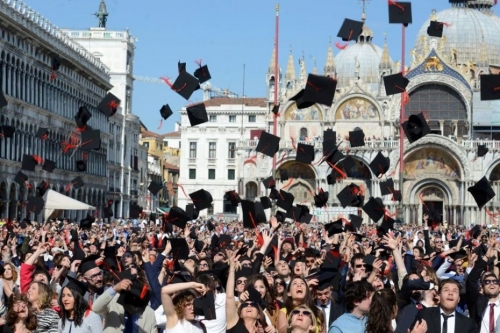 Università, giovani, lavoro e ...estero