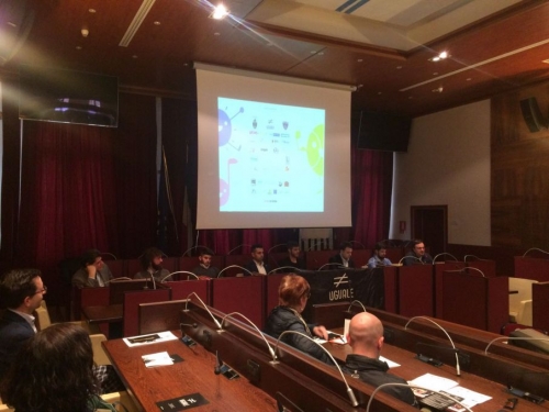 Valecenter a fianco dell'associazione Uguale 