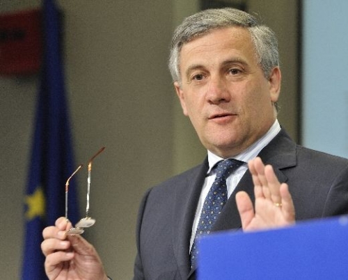 Tajani presenta il nuovo programma europeo per le PMI